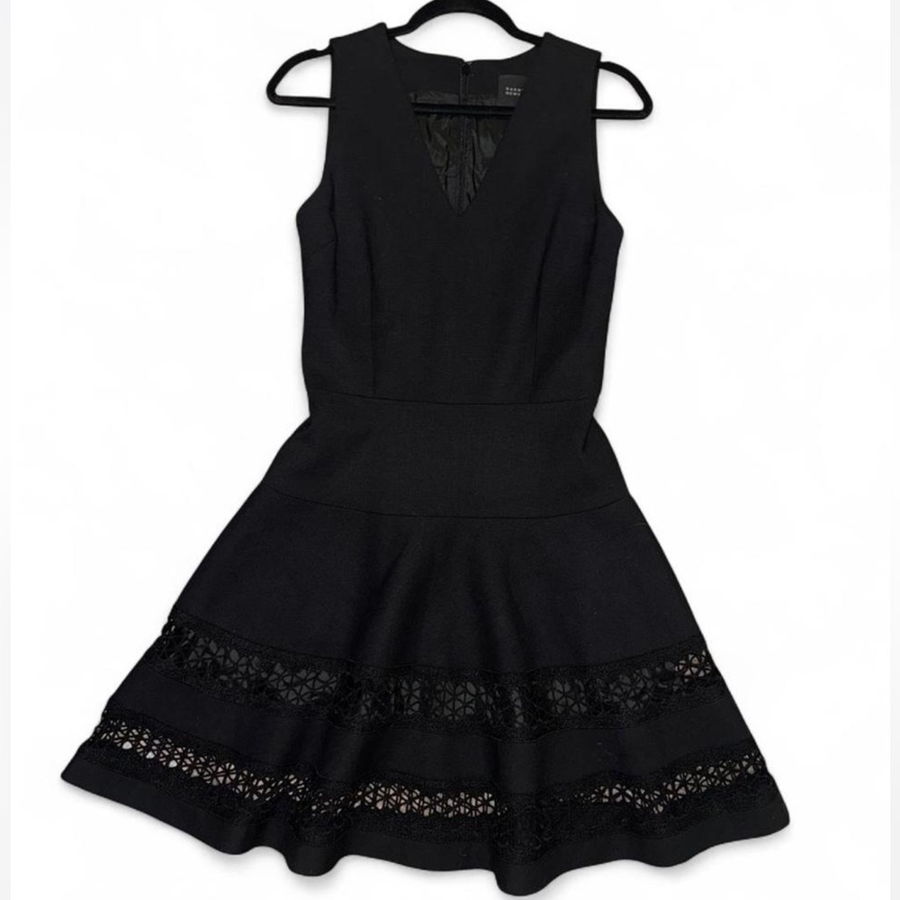Barneys New York Black Sleeveless V-Neck Fit & Flare Mini Dress
